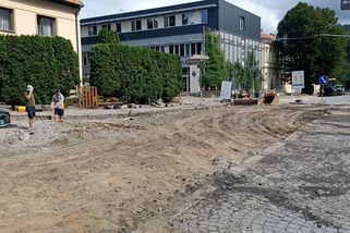 Silničáři uzavřeli v Davli hlavní tepnu na Slapy. Horší než lockdown, bojí se živnostníci - Novinky